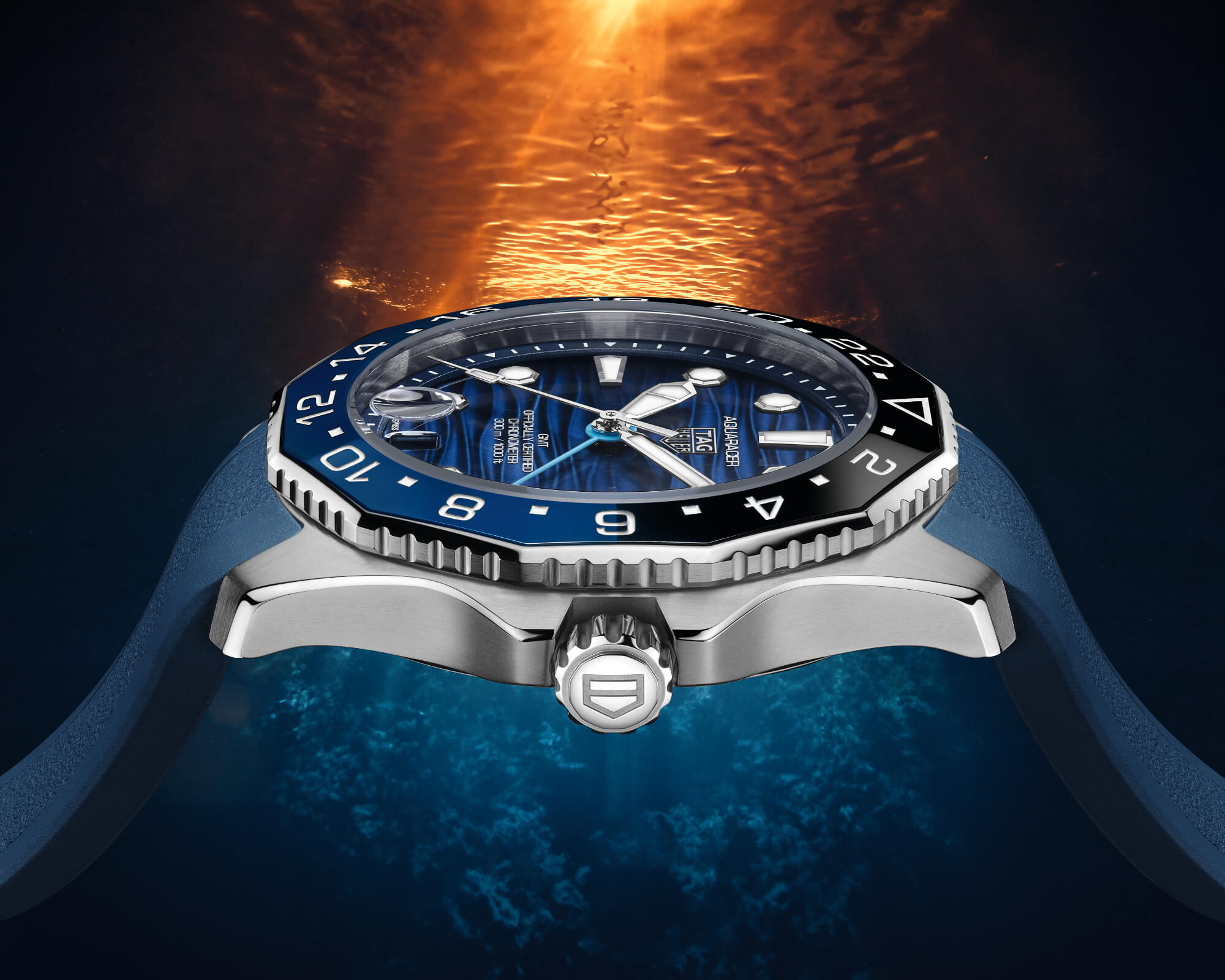 TAG Heuer Aquaracer Professional 300 Date GMT Replica
